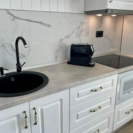 Novsee Infinity Pool & Năvodari