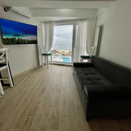 Apartment Novsee Infinity Pool & Navodari