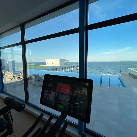 Appartement Novsee Infinity Pool & Năvodari