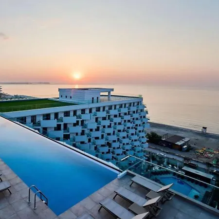 Lägenhet Novsee Infinity Pool & Năvodari