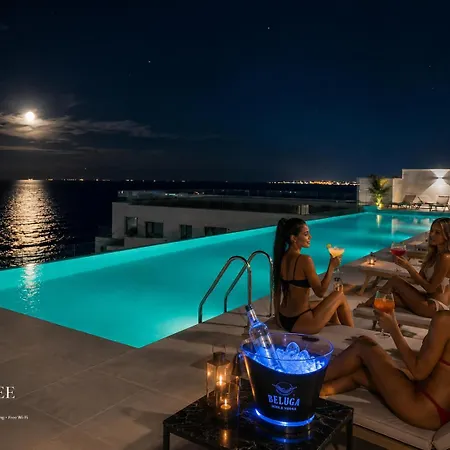 Appartement Novsee Infinity Pool & Năvodari